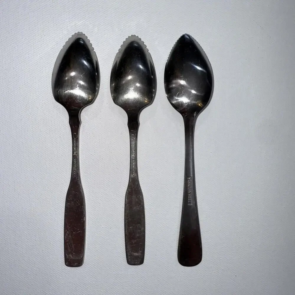 Vtg Oneida‎ Community Stainless Patrick Henry Grapefruit Spoons 3 Serrated Edge